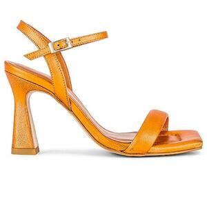 INTENTIONALLY BLANK Yuxta Sandal in Orange Fizz